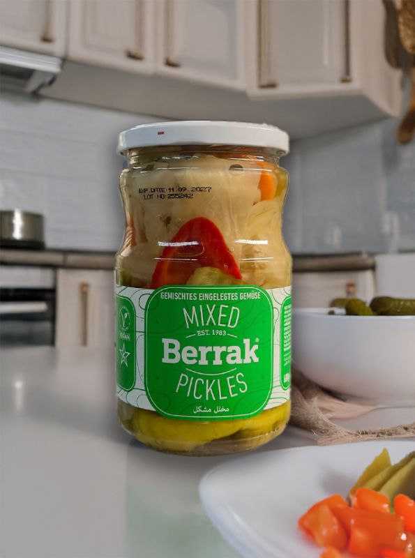 “BERRAK” Смесь огурцов 720мл